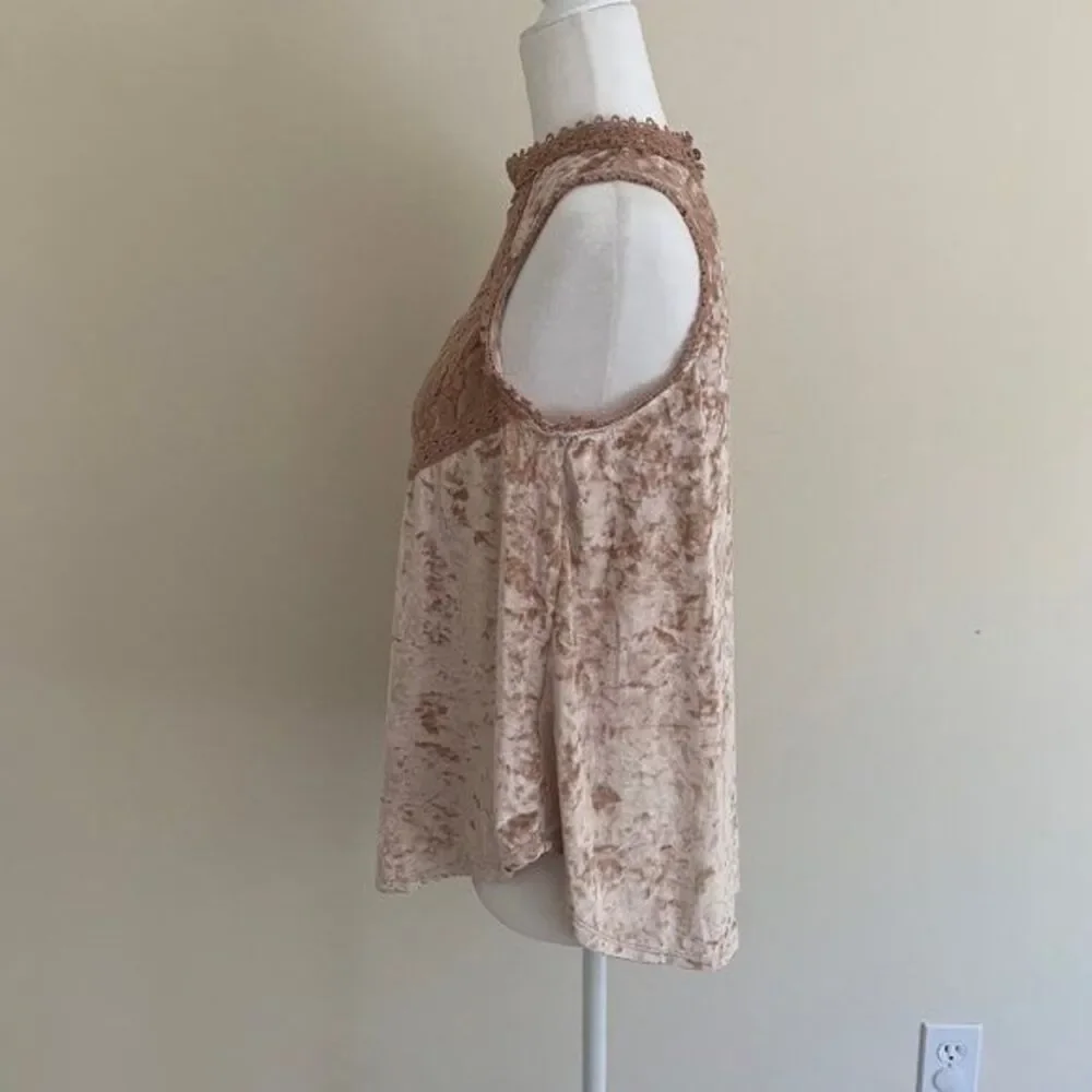 NWT Taylor & Sage Velour Lace Sleeveless Blouse S